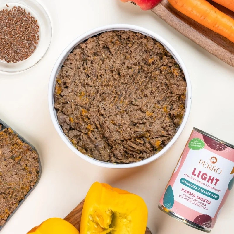 PERRO LIGHT MOKRA KARMA DLA PSA JAGNIĘCINA Z WARZYWAMI 400G